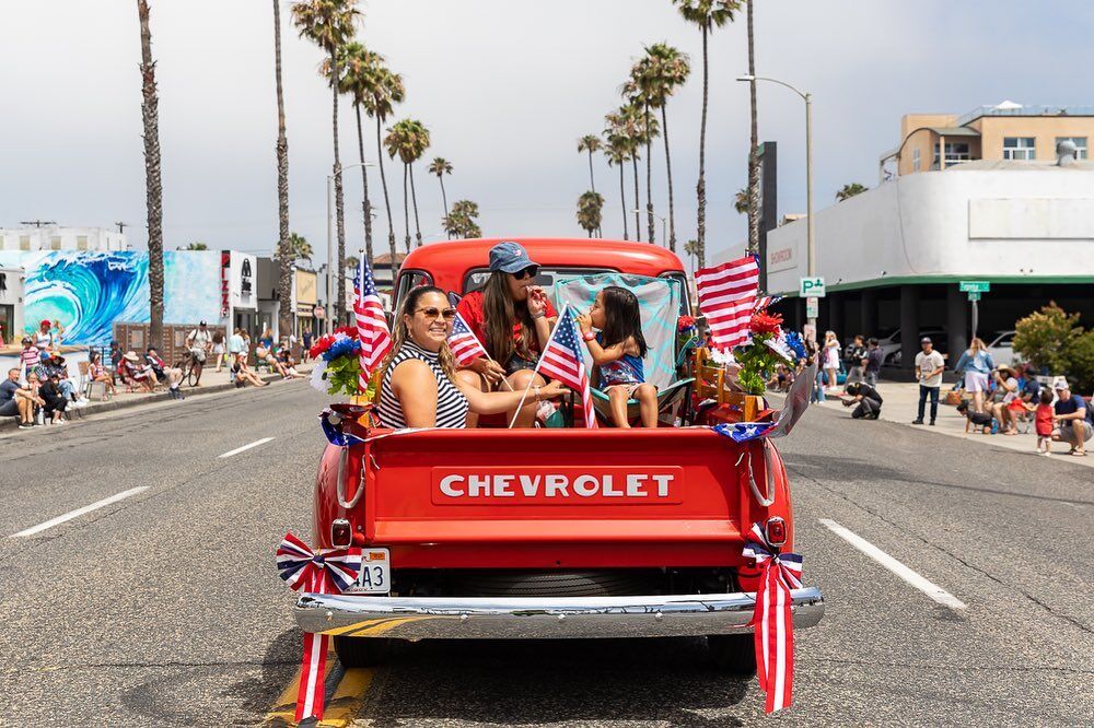 Main Street Oceanside Parade
