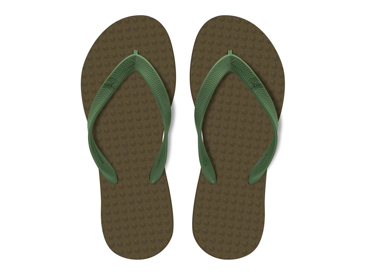 Gift Guide Sun Worshippers / Joe Skoby Green Flip Flop Sandals