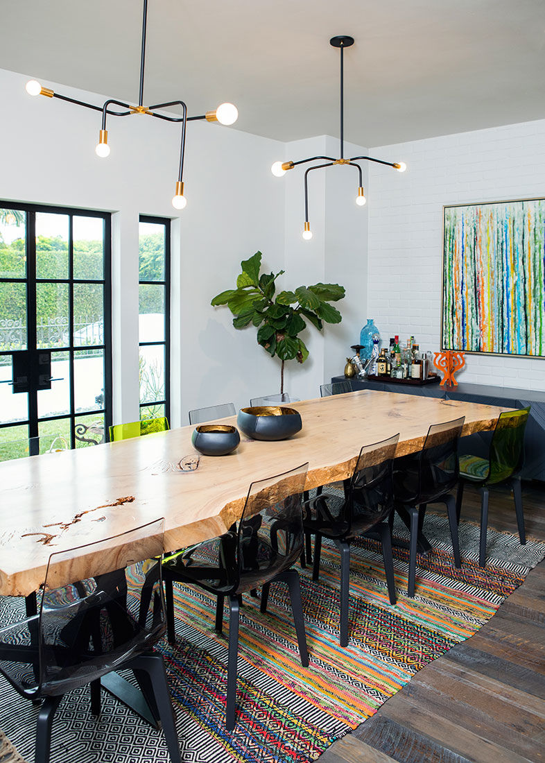 This Funky Bird Rock Abode Breaks Many Design Rules