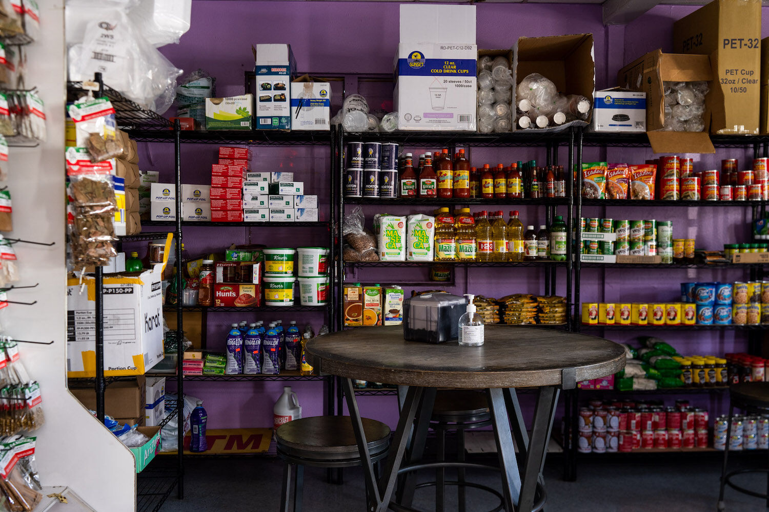 Mi Rancho Market, interior