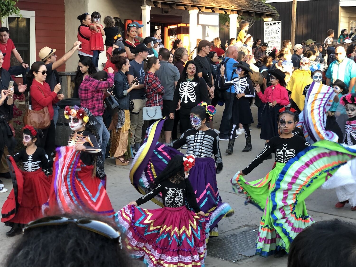 Things to Do in November - Dia de los Muertos