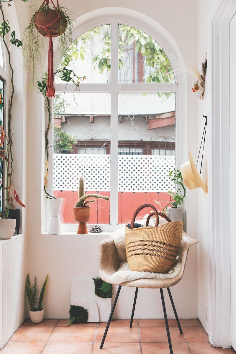 leafing home, nook