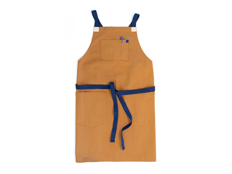 Gift Guide Entertainers / Suebsarakham and Torres Apron
