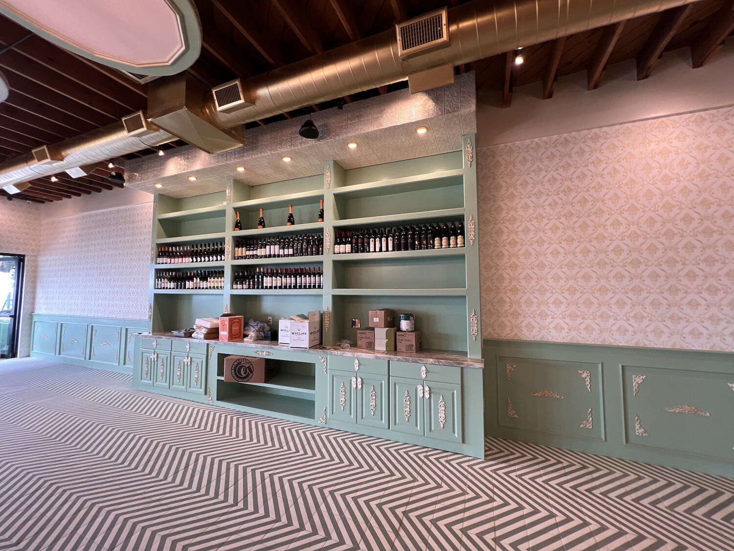 La Pastaia Wine Cabinet