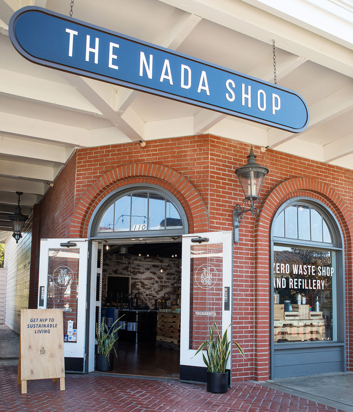 The Nada Shop Encinitas / Exterior