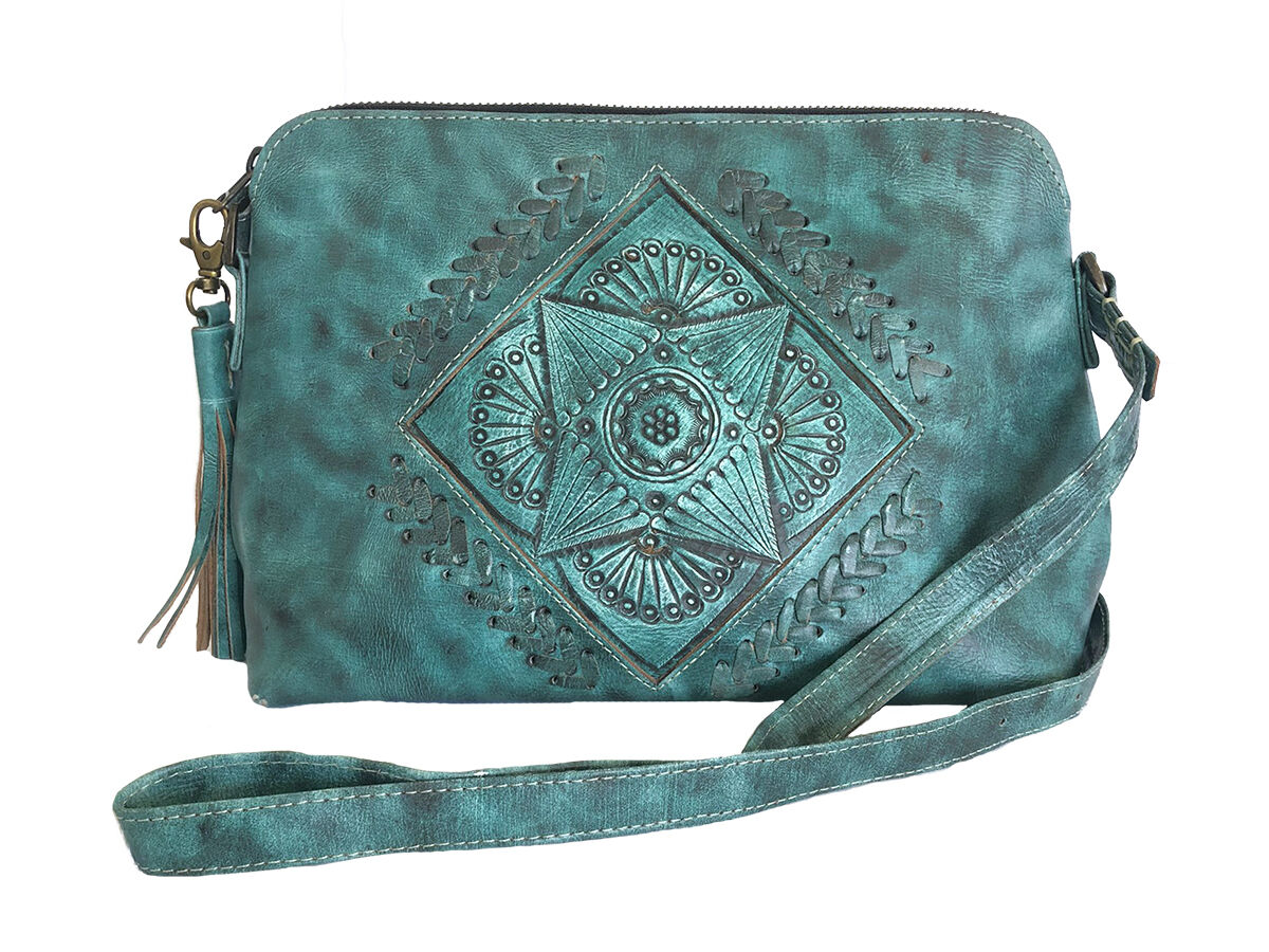 Gift Guide Wanderlusters / Diane Powers Crossbody Purse