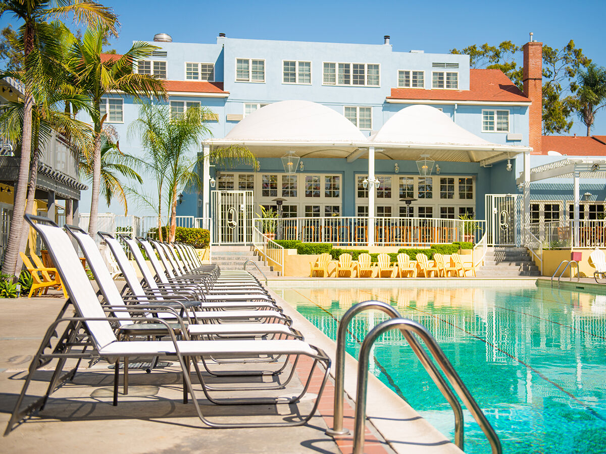 Pool Day Passes / Lafayette Hotel