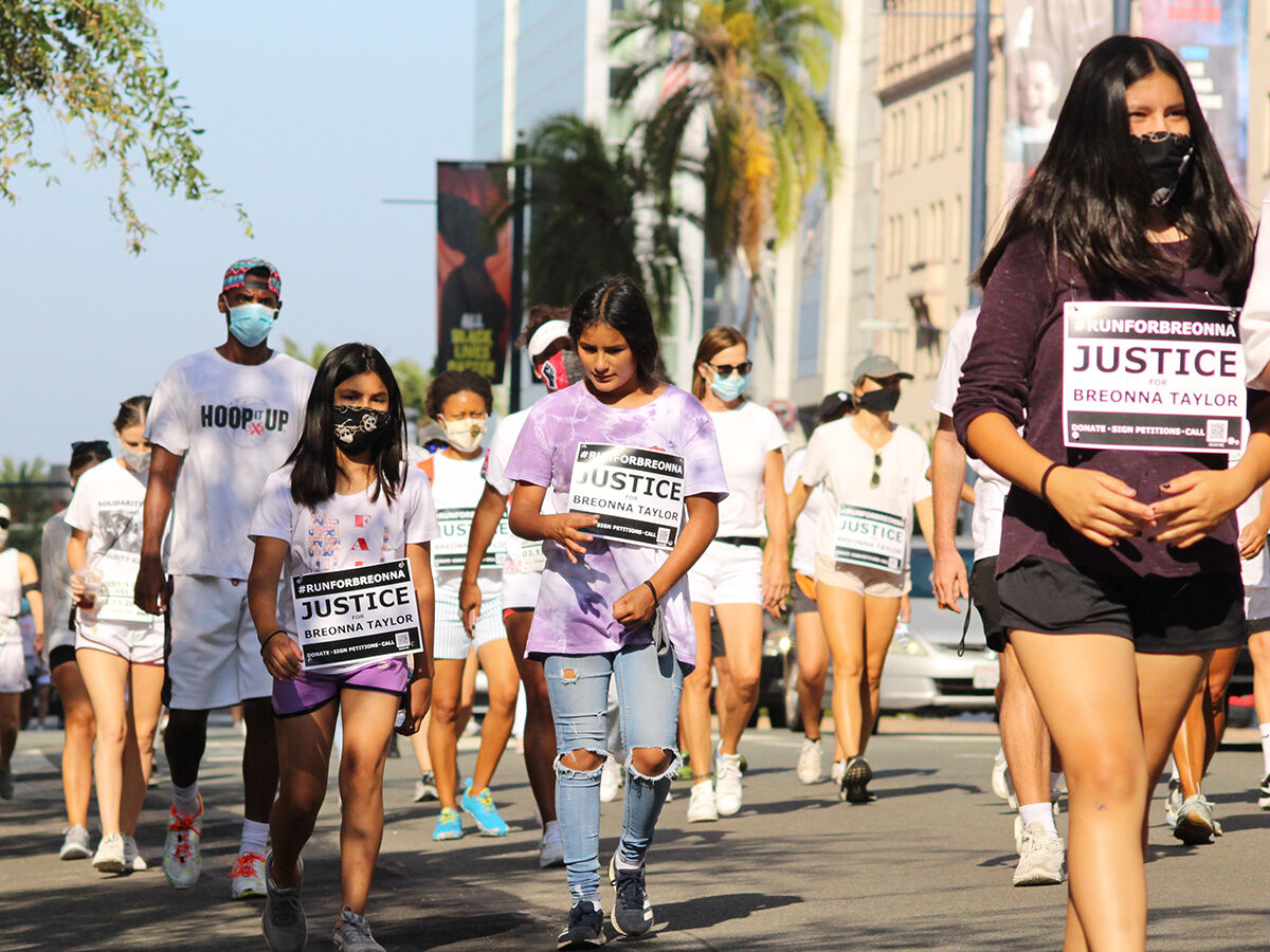 Run for Breonna / Group Walking